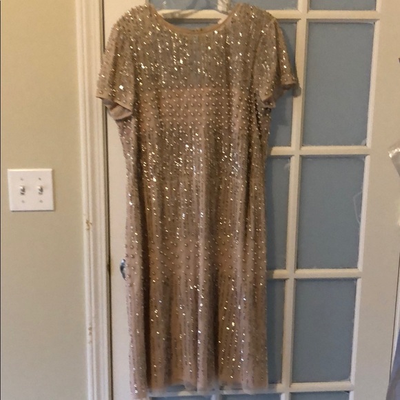 Beautiful beaded blush colored formal dress - Picture 1 of 5